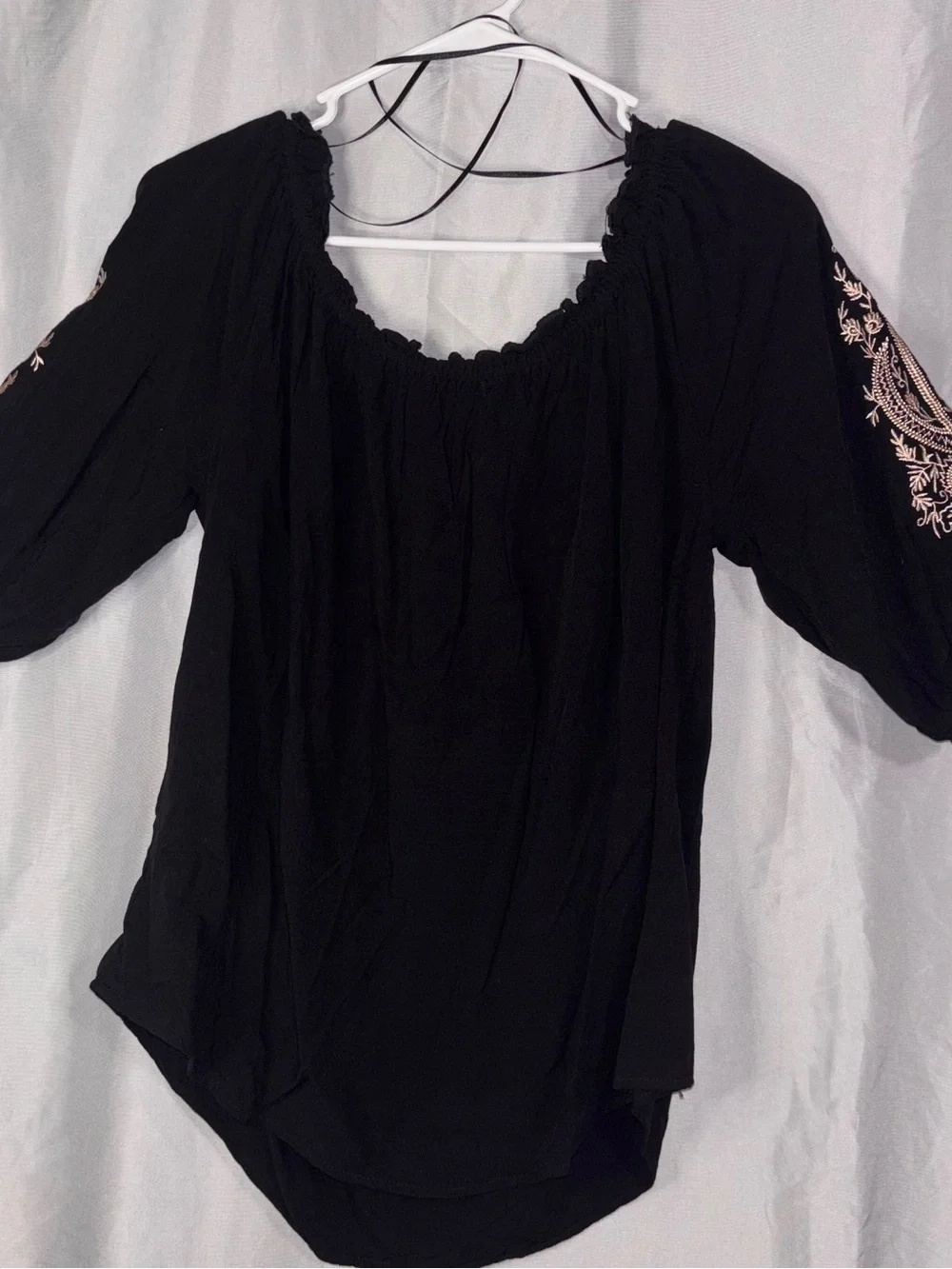 Signature Studio Tunic with Cream Embroidery - Picture 6 of 8